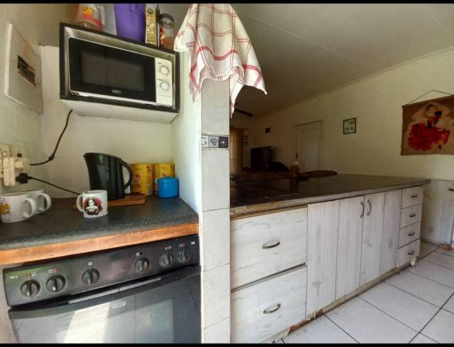 3 BEDROOM FREEHOLD FOR SALE IN UMTENTWENI